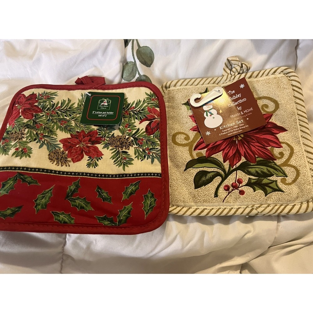 Poinsettia Pot Holders Christmas Pattern Set Of 4, Christmas House
